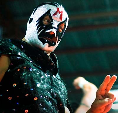 Mil Mascaras (Aaron Rodriguez)